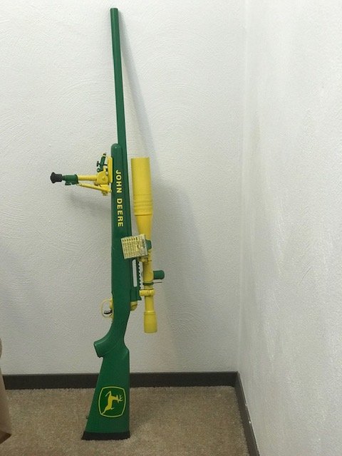 JD SAVAGE GUN.jpg