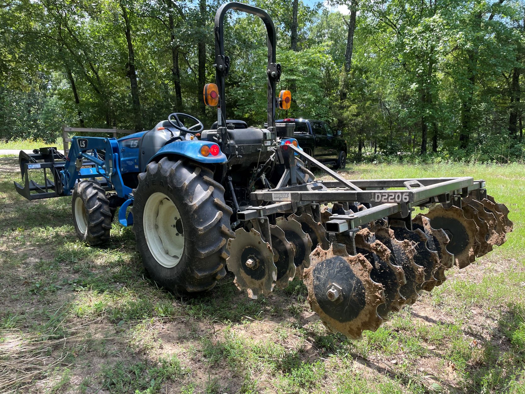 Tractor.jpg