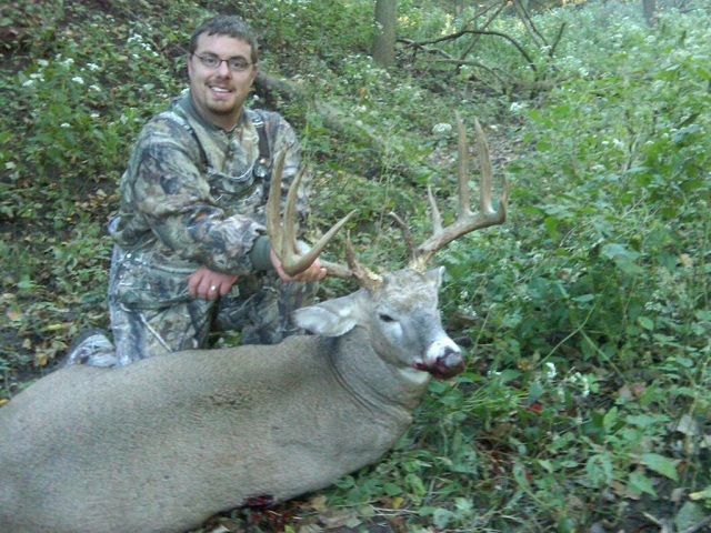 2010 Matts Bow buck