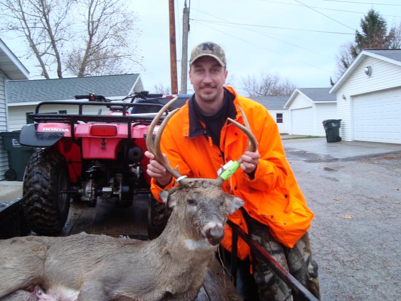 Gun Deer 2010 001