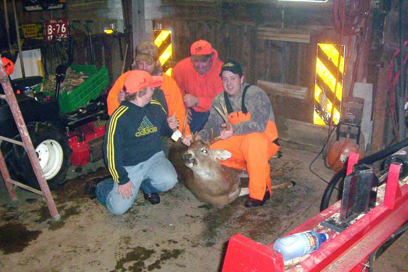 THE HUNTIN PARTY