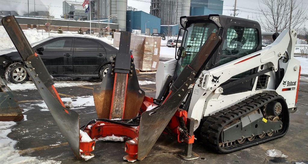 Tree spade, Skips